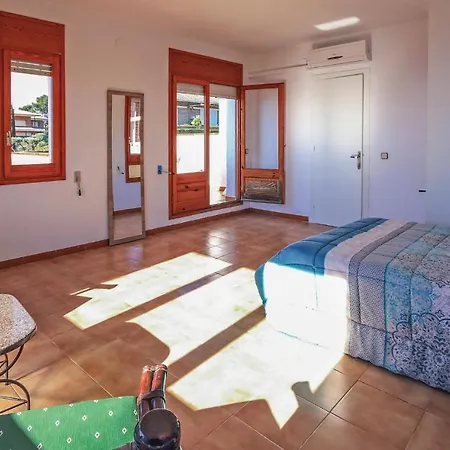 Holiday home Amazing In With Kitchen Tossa de Mar