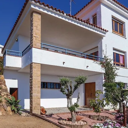 Holiday home Amazing In With Kitchen Tossa de Mar